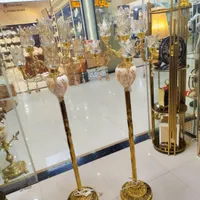 ا آباژور ایستاده کنارسالنی|چراغ خواب و آباژور|مشهد, کوشش|دیوار