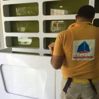 دکور مغازه ویترین مغازه طراحی فروشگاه