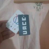 دوعددپیراهن|لباس|بومهن, |دیوار