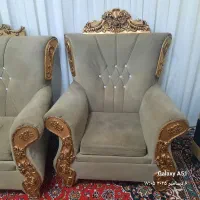 یک دست مبل سالم فقط نیاز به شستشو داره.