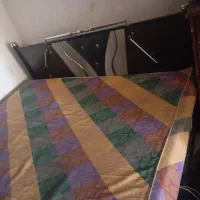 تخت دونفره فلزی