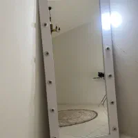 آیینه قدی چراغ دار