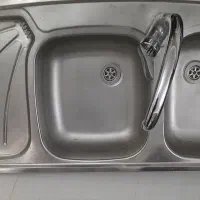 سینک بسیار تمیز در حد نو