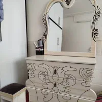 تخت خواب و میزآرایشی|تخت و سرویس خواب|داران, |دیوار