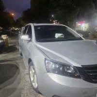 جیلی ام گرند دنده ای