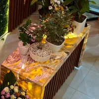 میز بار سنگ مرمریت با نورپردازی زیر سنگ