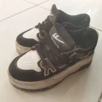 کفش|کیف، کفش، کمربند|شیراز, کوشک میدان|دیوار