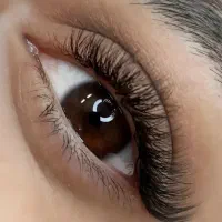 کاشت مژه طبیعی رایگان