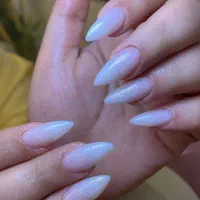 کاشت ناخن با تخفیف ویژه ۲۵۰فقط تا ۳۰تیر