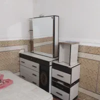 تختخواب با درایو و کنسول و میز ارایش