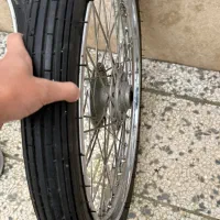 یه چفت چرخ هوندا تقریبا خشک خشک و دست نخورده