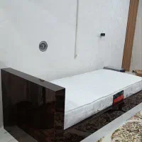 تخت خواب وتشک