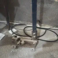 حدیده برقی.دلر ایستاده. قیچی میلگرد بر. میزکار|ماشین‌آلات صنعتی|قم, شهرک فاطمیه|دیوار