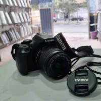 دوربین عکاسی در حدd13000 canoon