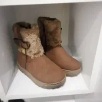 کفش نیم بوت فقط فقط ۳۰۰