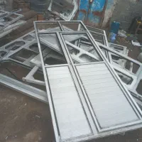 مرکز خرید ضایعات آلومیینوم درب پنجره برنزدرمحل شما