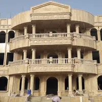 سنگ کار سنگ کاری کاشی سرامیک  بازسازی انجام می‌شود