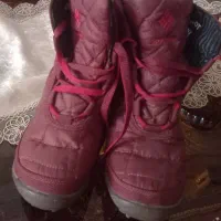 کتونی و چکمه چکوا .|کیف، کفش، کمربند|زنجان, |دیوار