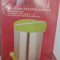 فروش ست چاقو و ملاقه و کفگیر و سطل زباله