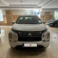 میتسوبیشی اوتلندر Hلاین فول ۲۰۲۳