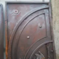 درب آهنی 2متری نیم طول 1مترونیم عرض|مصالح و تجهیزات ساختمان|شیراز, ده پیاله|دیوار