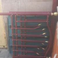 یک عدد تخت تک نفره عرض بزرگ سالم