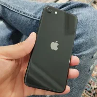 iphone SE 2022 بدون نقطه کلکسیونی