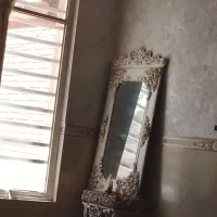 آینه و میز