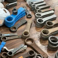 خرید،فروش و تعویض انواع کفش و لباس کار وابزارالات