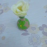یک عدد سرمه دان چوبی بدون در
