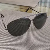 عینک ری بن ray ban  اصل اصل شیشه سنگ آمریکایی|زیورآلات و اکسسوری|اصفهان, شهرک شهید منتظری|دیوار