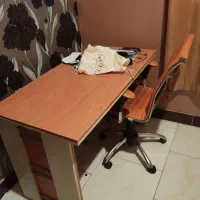 میز و‌ سندلی تحریر درجه یک