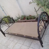 تخت یک نفره فلزی|تخت و سرویس خواب|قنوات, |دیوار