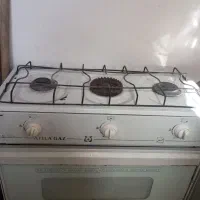 فروش یک اجاق گاز سه شعله