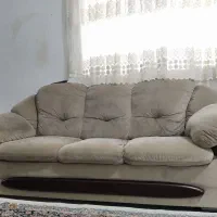 مبل راحتی تمیزوسالم|مبلمان خانگی و میز عسلی|رشت, نخودچر|دیوار