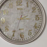 ساعت دیواری