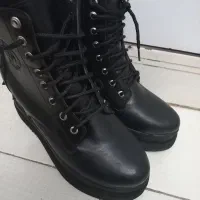 نیم بوت نوی نوسایز۳۷|کیف، کفش، کمربند|تهران, گرگان|دیوار