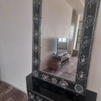 ایینه دیوار کوب جا کلیدی و ساتن رو میزی