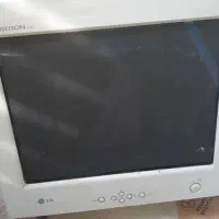 مانیتور قدیمی