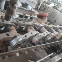تعمیر زنجیر بلدوزر ۱۵۵ بیل کوماتسو ۲۰۰ و هیوندای