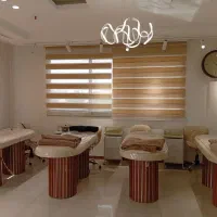 کاشت و اکستنشن مژه والیوم و خط چشمی و اسپایکی