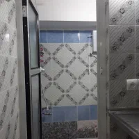 اجاره سوییت بدون تخت و مبل طبقه همکف|اجارهٔ کوتاه‌مدت آپارتمان و سوئیت|سمنان, |دیوار