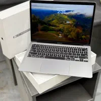 MacBook Air M1(MGN63)