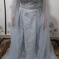 لباس مجلسی زنانه|لباس|رباط‌کریم, رباط‌کریم|دیوار