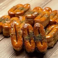 قناد (خشک کار قنادی)