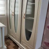 تخت کشودار کمد دودروویترین دار|تخت و سرویس خواب|اردبیل, |دیوار