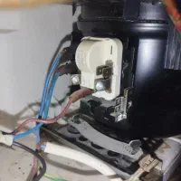 تعمیر انواع یخچال خانگی وصنعتی درمنزل