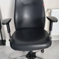 صندلی چرخدار