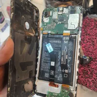 خرید فروش انواع گوشی کار کرده و اوراقی