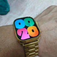 ساعت هوشمند فلزی طلایی